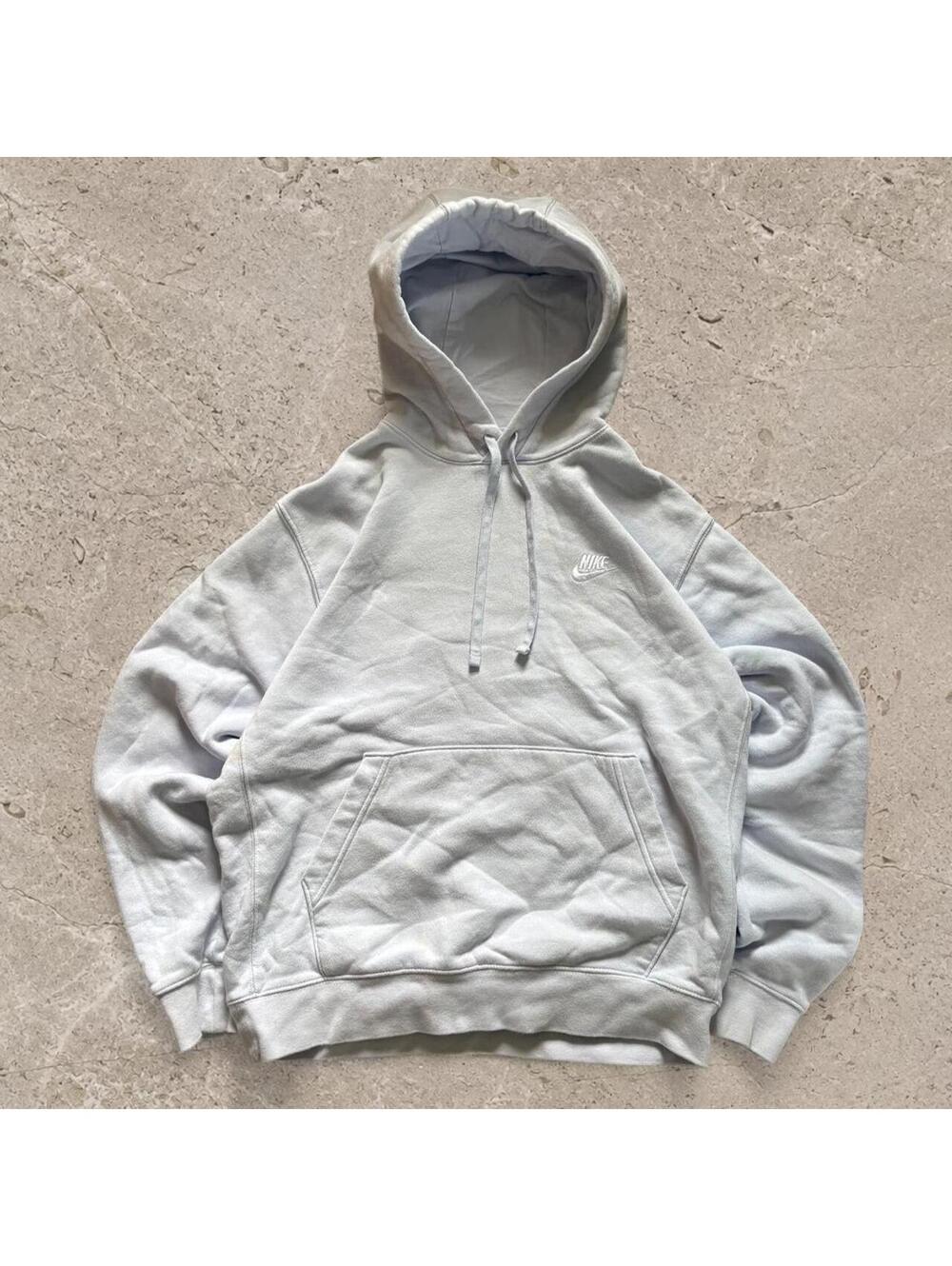 Beautiful periwinkle Nike hoodie size M